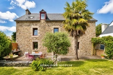 Maison en pierres - charme –centre-bourg de Ploeren – 170 m2 – 5 chambres 