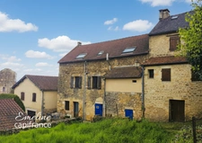 Maison de bourg avec jardinet et studio indépendant