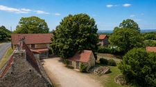 Maison d’hôtes à vendre en Dordogne – activité existante, fort potentiel de développement