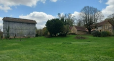 Maison familiale en pierre 175 m² avec dépendances – entre Sarlat et Montignac