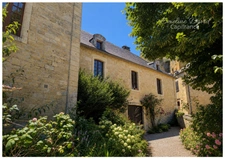 Domaine de caractère à Salignac-Eyvigues – Grands volumes, charme et potentiel touristique