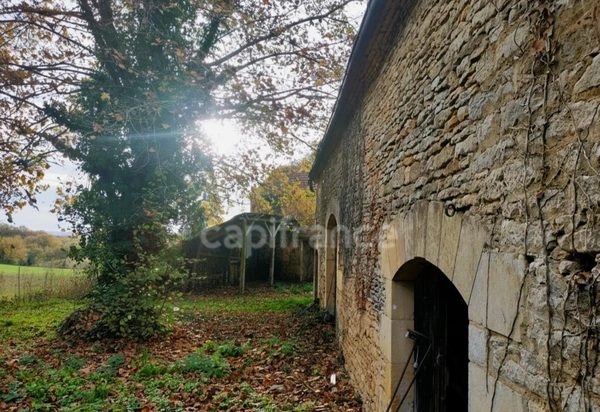 Ensemble en pierres à rénover – Périgord Noir