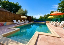 Secteur recherché – Maison de plain-pied avec piscine sur environ 7 000 m²