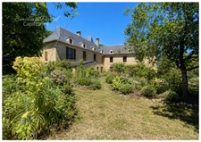 Domaine de caractère à Salignac-Eyvigues – Grands volumes, charme et potentiel touristique