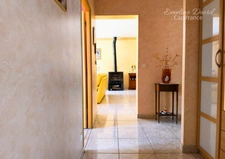 Secteur recherché – Maison de plain-pied avec piscine sur environ 7 000 m²