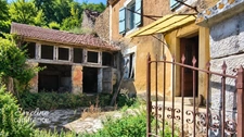 Maison de hameau à restaurer