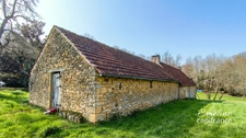 Maison périgourdine familiale avec dépendances