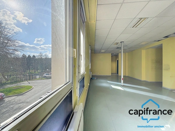 Murs commerciaux 240 m² + sous-sol – centre-ville de Bitche (57230)
