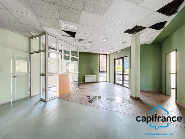 Murs commerciaux 240 m² + sous-sol – centre-ville de Bitche (57230)