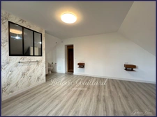 Maison 8 pièces à vendre à 10 - 15 minutes de Châtellerault. 