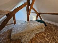 MAISON, esprit Loft 5 pièces, à vendre TAVERNY (95) possibilité de : 2 à 4 chambres, places de PARKINGS, terrasse et jardin plein SUD