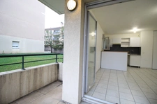Appartement à vendre 2 pièces avec Balcon et Parking   LYON 8EME ARRONDISSEMENT (69)