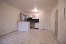 Appartement à vendre 2 pièces avec Balcon et Parking   LYON 8EME ARRONDISSEMENT (69)