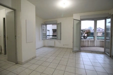 Appartement à vendre 2 pièces avec Balcon et Parking   LYON 8EME ARRONDISSEMENT (69)