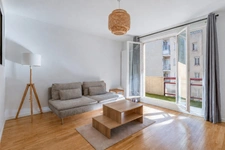 Appartement à vendre 2 pièces LYON 8EME ARRONDISSEMENT (69) rénové balcon calme