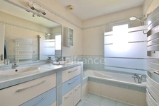 House for sale, 6 rooms, TASSIN LA DEMI LUNE (69) Town 
