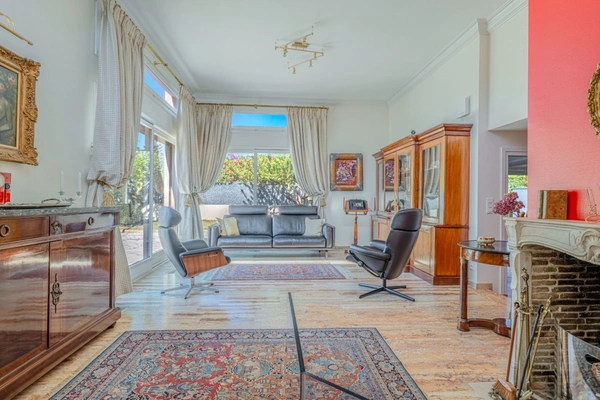 Maison à vendre 8 pièces CALUIRE ET CUIRE (69) Le Vernay, calme, sans vis à vis
