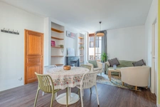 Appartement à vendre 4 pièces LYON 7EME ARRONDISSEMENT (69) Charme sans travaux