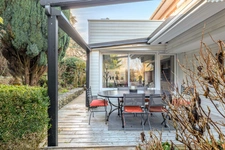 House for sale, 6 rooms, CAILLOUX SUR FONTAINES (69), swimming pool, quiet location