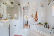 House for sale, 6 rooms, CAILLOUX SUR FONTAINES (69), swimming pool, quiet location