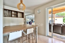 House for sale, 6 rooms, TASSIN LA DEMI LUNE (69) Town 