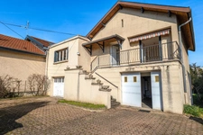 Maison à vendre 6 pièces BRON (69) rue calme Stade J Jaurès