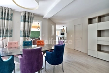 House for sale, 6 rooms, TASSIN LA DEMI LUNE (69) Town 