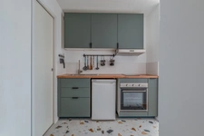 Appartement à vendre 2 pièces LYON 8EME ARRONDISSEMENT (69) rénové balcon calme