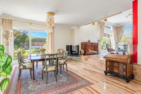 Maison à vendre 8 pièces CALUIRE ET CUIRE (69) Le Vernay, calme, sans vis à vis