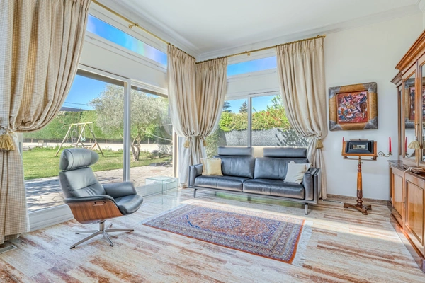 Maison à vendre 8 pièces CALUIRE ET CUIRE (69) Le Vernay, calme, sans vis à vis