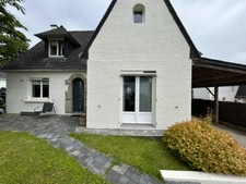 ELEGANTE MAISON NEO-BRETONNE RENOVEE VIE DE PLAIN-PIED A BRECH | 126 m² | 4 chambres | Terrain clos de 600 m² | DPE performant  BRECH (56)