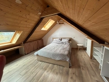 CHARMANTE LONGERE 200 m² BOURG DE GRAND-CHAMP (56)
