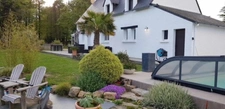 PROPRIETE RENOVEE CAMPAGNE CHIC AVEC PISCINE, DEPENDANCES ET PARC ARBORE CLOS   A BRECH (56)