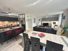 COUP DE COEUR VANNES INTRAMUROS -SUPERBE APPARTEMENT  DE 95m² LUMINEUX ET SPACIEUX DE CHARME(56)