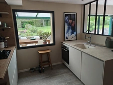 MAISON DE CARACTÈRE - 208 M² DONT VÉRANDA 45 M² - ACCESSIBLE PMR - GRANGE 180 M² AVEC FOSSE DE VISITE - TERRAIN 7000 M² - VANNES 20MIN, PLAGES 30MIN  Saint-Jean-Brévelay (56660) - À 20 minutes de Vann