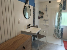 MAISON DE CARACTÈRE - 208 M² DONT VÉRANDA 45 M² - ACCESSIBLE PMR - GRANGE 180 M² AVEC FOSSE DE VISITE - TERRAIN 7000 M² - VANNES 20MIN, PLAGES 30MIN  Saint-Jean-Brévelay (56660) - À 20 minutes de Vann