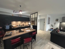 COUP DE COEUR VANNES INTRAMUROS -SUPERBE APPARTEMENT  DE 95m² LUMINEUX ET SPACIEUX DE CHARME(56)