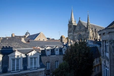 APPARTEMENT DE CHARME  DE 63 M2  AVEC VUE – Cœur historique de Vannes, quartier Cathédrale  