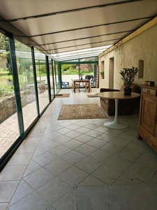 MAISON DE CARACTÈRE - 208 M² DONT VÉRANDA 45 M² - ACCESSIBLE PMR - GRANGE 180 M² AVEC FOSSE DE VISITE - TERRAIN 7000 M² - VANNES 20MIN, PLAGES 30MIN  Saint-Jean-Brévelay (56660) - À 20 minutes de Vann