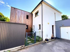 VANNES (56)-LA MADELEINE- Une adresse prisée pour une maison aux multiples atouts! Vie de plain-pied!