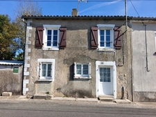 Maison à vendre 3 pièces  (79)
