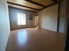 Maison à vendre 3 pièces  (79)