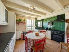Rare find in Lessard-en-Bresse: Bresse-style farmhouse of 159 m2 with exceptional outbuilding and 8753 m2 of land