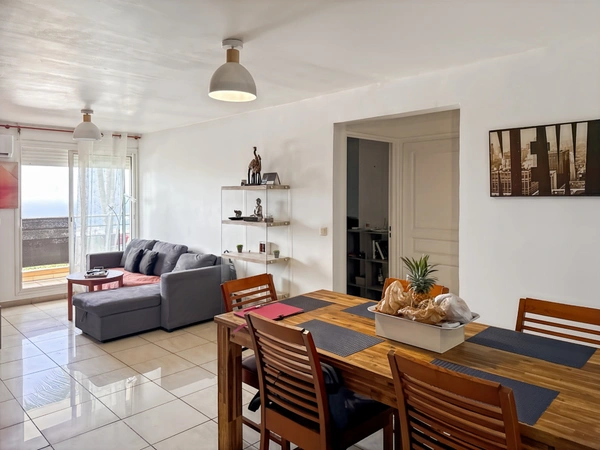 À VENDRE – T3 avec vue mer – Bas de Bois de Nèfles