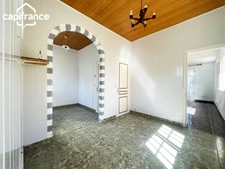 A SAINT ANDRE, Maison de Type 7, de plus de 150m² sur un terrain de 718m²