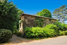 Maison de campagne dans parc arboré 3000 m². Moissieu sur Dolon 38270