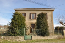 Maison à rénover, 114 m², terrain 1500 m².