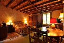 Maison de campagne dans parc arboré 3000 m². Moissieu sur Dolon 38270