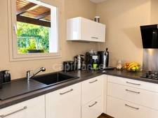 MAUZAC – Maison de plain-pied 121 m² – 5 chambres – Piscine – Terrain 840 m²