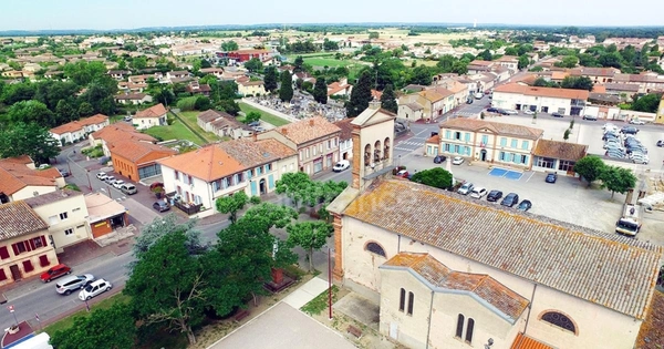 MERVILLE – Terrain à bâtir 949 m² – Environnement calme – 20 min Airbus & Aéroport Toulouse-Blagnac